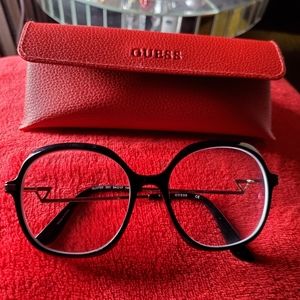 Guess glasses